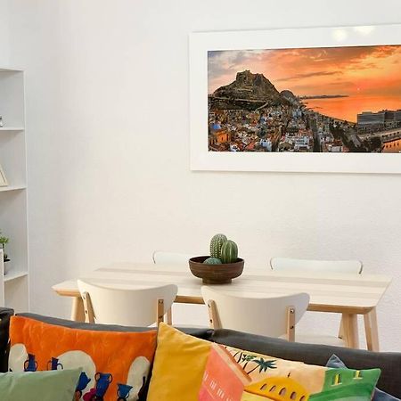 Coqueto Y Amplio Apartamento A 15 Min De La Playa Аликанте Екстериор снимка