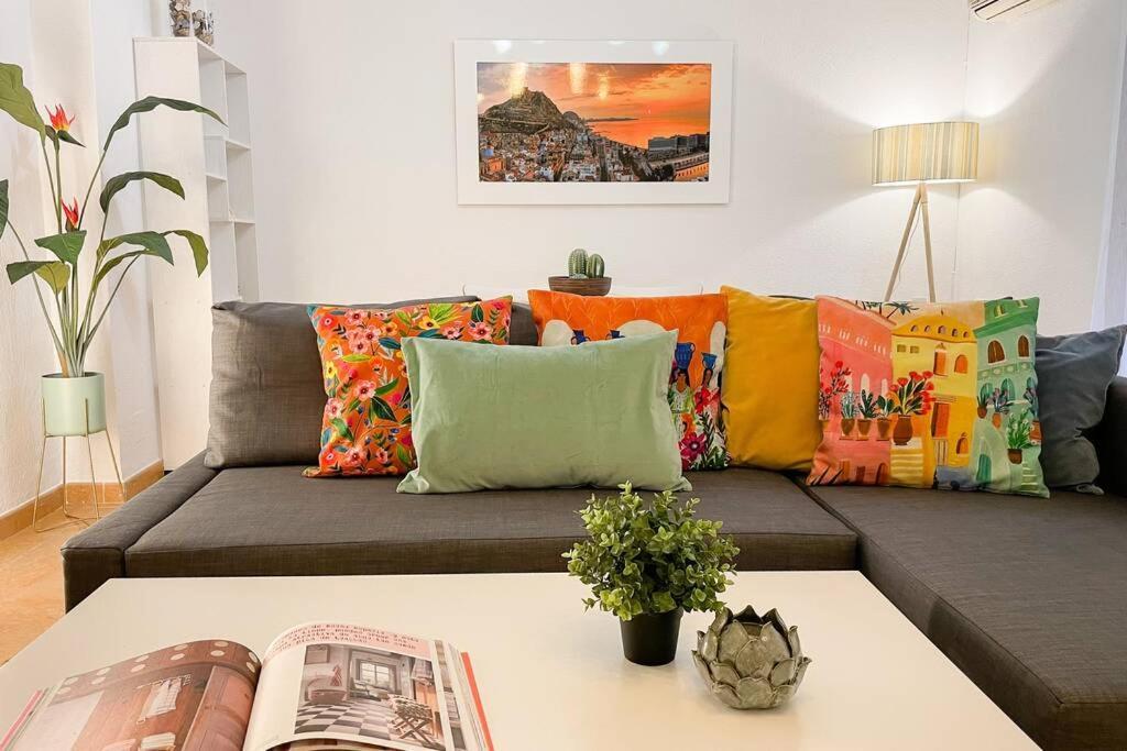 Coqueto Y Amplio Apartamento A 15 Min De La Playa Аликанте Екстериор снимка
